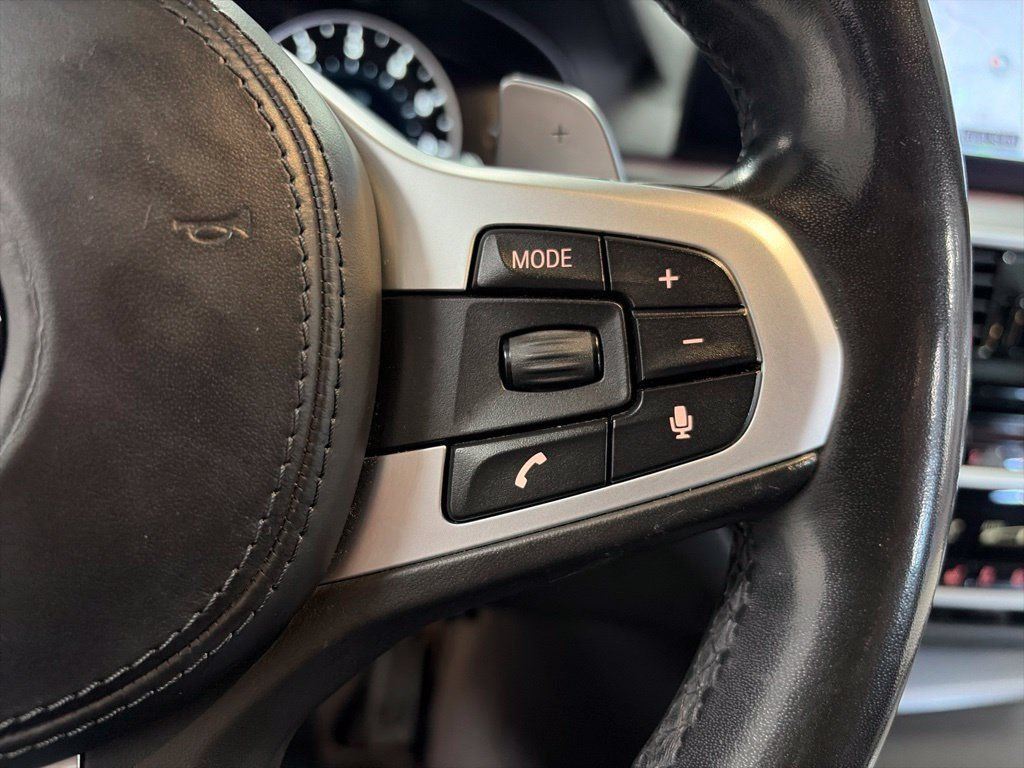 Used 2017 BMW 540i xDrive AWD/4WD image 21