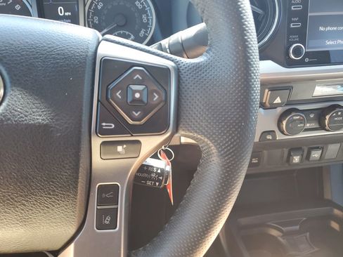 Certified 2022 Toyota Tacoma SR5 w/ Technology Package RWD image 20