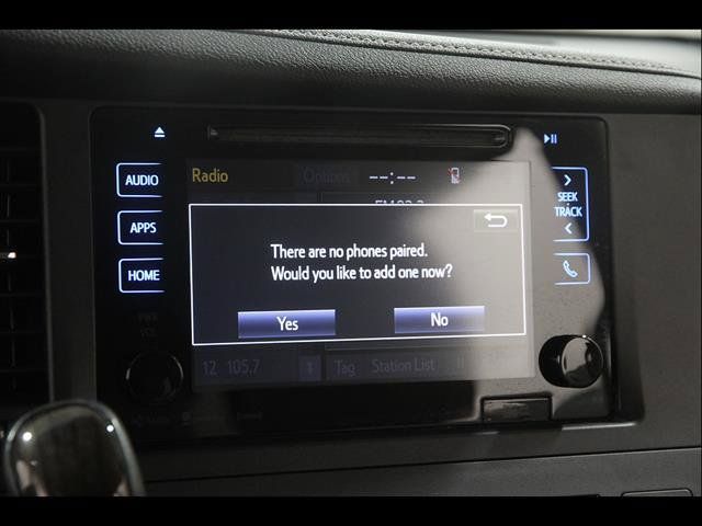 Used 2017 Toyota Sienna XLE Premium AWD/4WD image 12