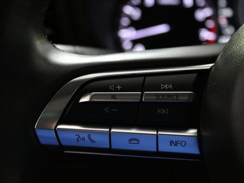 Used 2023 MAZDA MAZDA3 s image 19