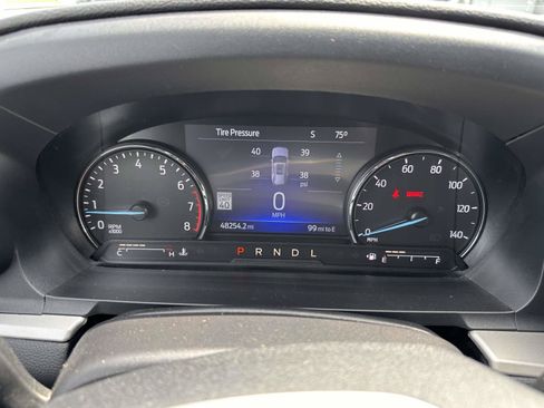 Used 2023 Ford Explorer XLT w/ Equipment Group 202A AWD/4WD image 19