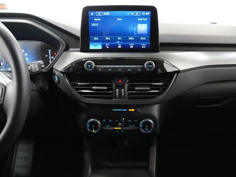 Used 2025 Ford Escape Active image 22