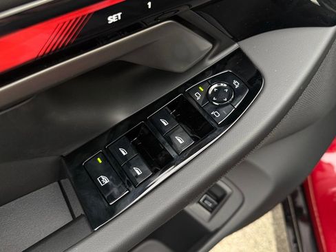 New 2026 BMW 530i xDrive w/ M Sport Package image 24