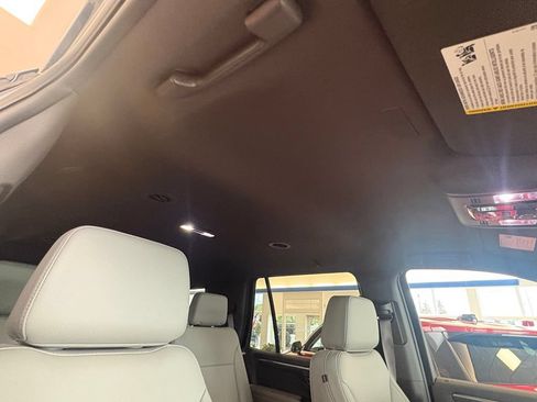 Used 2026 Chevrolet Tahoe LT w/ Comfort Package AWD/4WD image 37