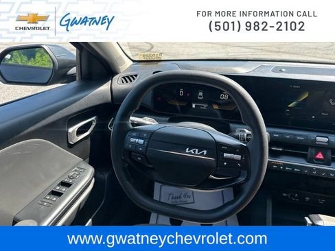 Used 2025 Kia K4 FWD image 23