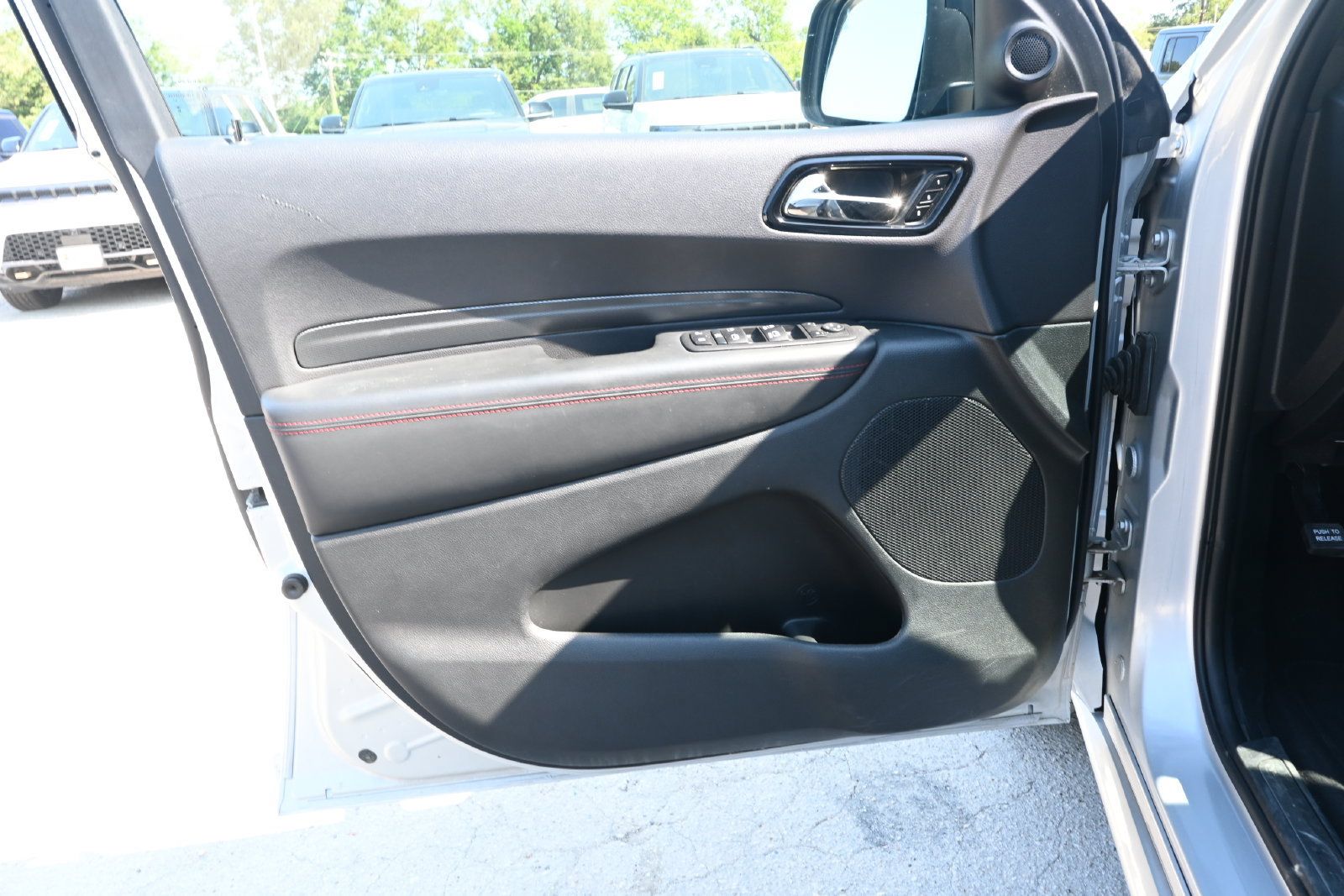 Used 2025 Dodge Durango R/T AWD/4WD image 8