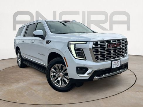 New 2026 GMC Yukon XL Denali w/ LPO, Floor Liner Package image 4