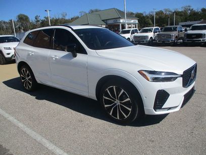 Used 2024 Volvo XC60 B5 Plus w/ Protection Package Premier