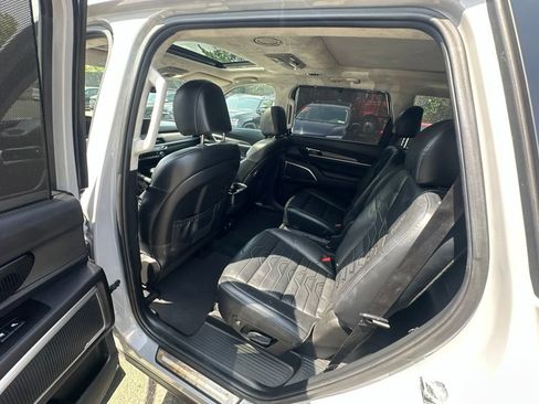 Used 2022 Kia Telluride SX w/ SX Prestige Package AWD/4WD image 22