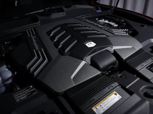 Used 2024 Lamborghini Urus Performante image 17