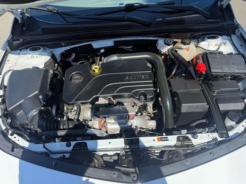 Used 2023 Chevrolet Malibu LT image 22