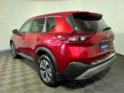 Certified 2022 Nissan Rogue SV AWD/4WD image 5