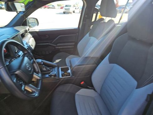 Used 2025 Toyota 4Runner TRD Off-Road image 14