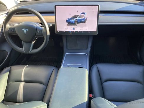 Used 2022 Tesla Model 3 Long Range AWD/4WD image 5