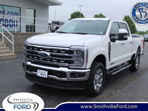 New 2026 Ford F250 Lariat w/ Chrome Package AWD/4WD image 1