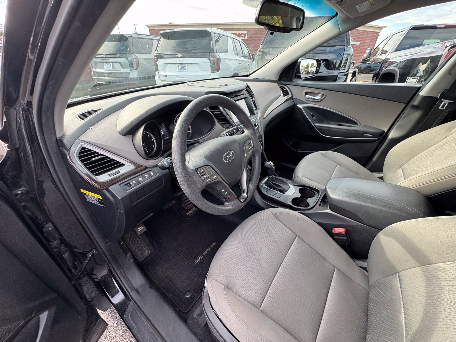 Used 2017 Hyundai Santa Fe Sport FWD image 13