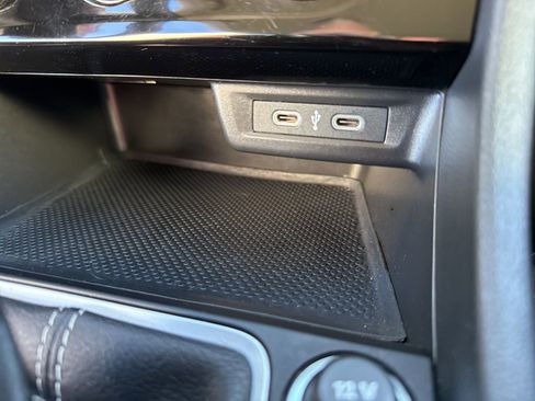 Certified 2024 Volkswagen Jetta SE image 24