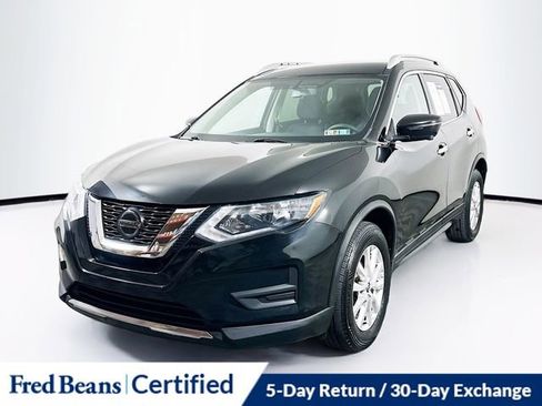 Used 2018 Nissan Rogue SV w/ Premium Package image 3