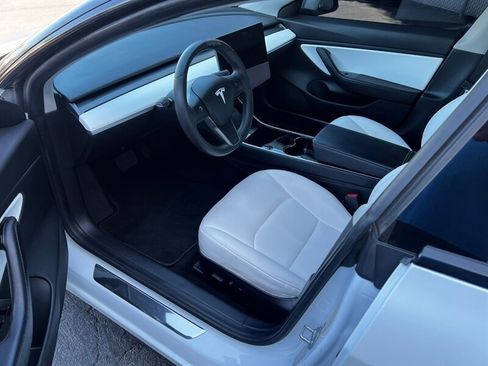 Used 2019 Tesla Model 3 Standard Range Plus RWD image 15