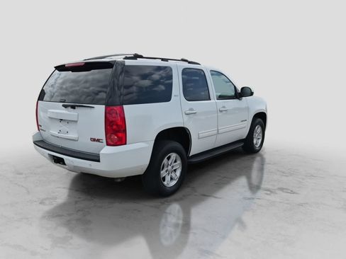 Used 2012 GMC Yukon SLT w/ SLT-2 Equipment Package AWD/4WD image 8