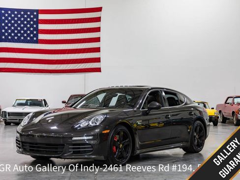 Used 2016 Porsche Panamera 4S AWD/4WD image 1