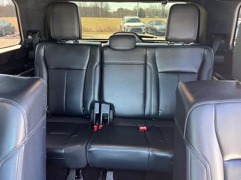 Used 2020 Ford Expedition XLT w/ Equipment Group 202A image 32