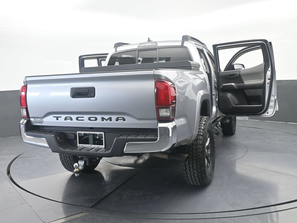 Used 2021 Toyota Tacoma SR5 w/ SR5 Appearance Package (SM) RWD image 74