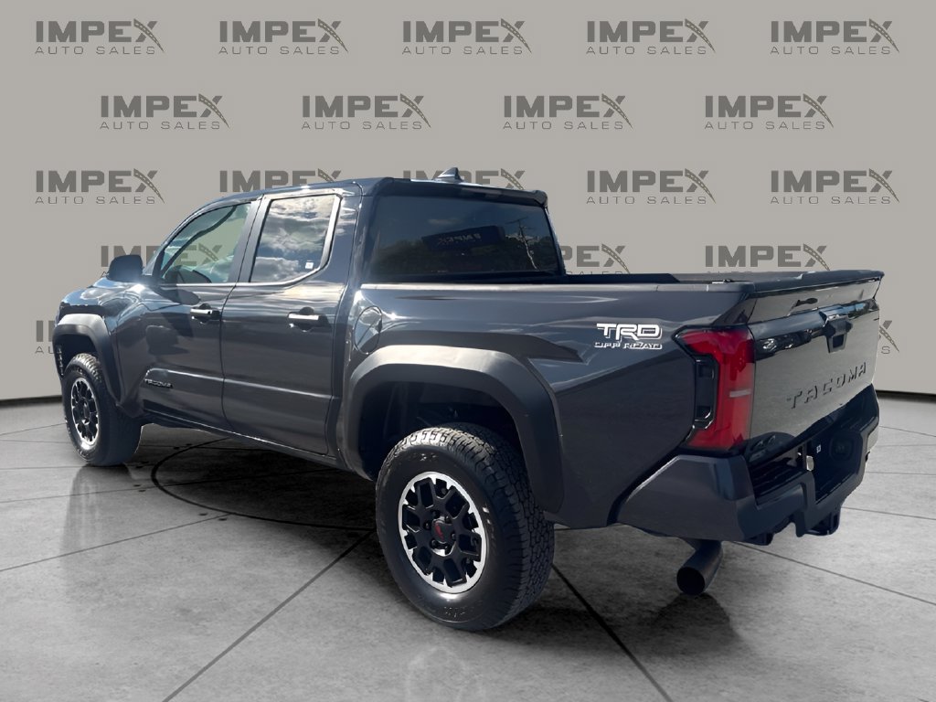 Used 2026 Toyota Tacoma TRD Off-Road AWD/4WD image 3