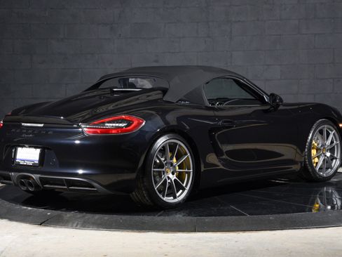 Used 2016 Porsche Boxster Spyder RWD image 10