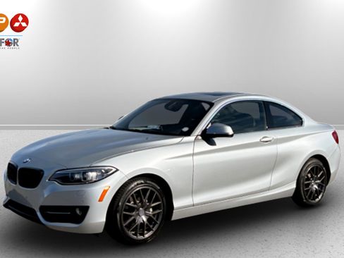 Used 2017 BMW 230i Coupe image 1