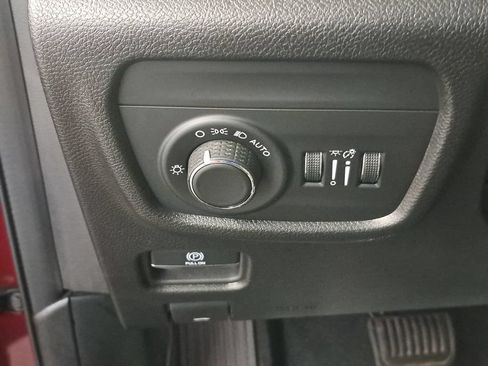 Certified 2023 Jeep Grand Cherokee Altitude AWD/4WD image 27
