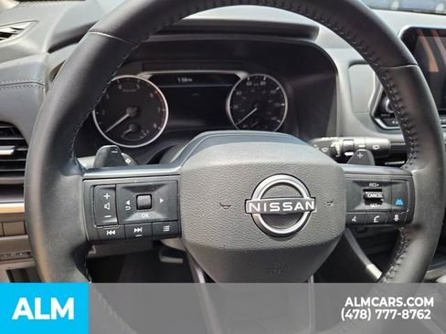 Used 2025 Nissan Rogue SV FWD image 10