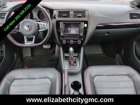 Used 2018 Volkswagen Jetta GLI FWD image 14