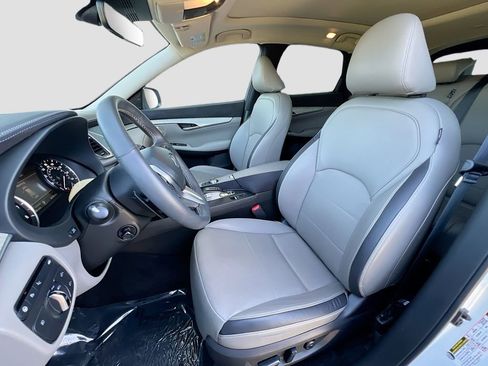 Used 2023 INFINITI QX50 Sensory AWD/4WD image 22