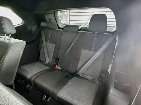 Used 2025 GMC Acadia Elevation FWD image 29