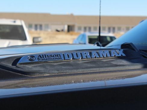 Used 2020 Chevrolet Silverado 2500 LTZ w/ LTZ Texas Edition image 17