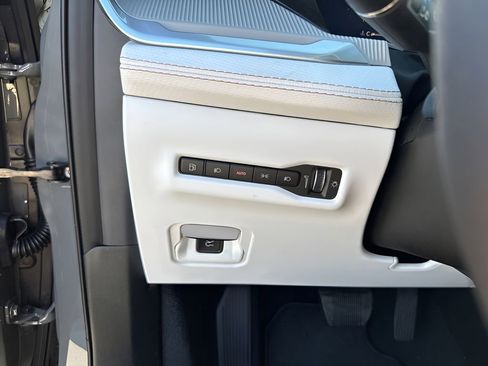 New 2026 Jeep Cherokee Limited AWD/4WD image 31