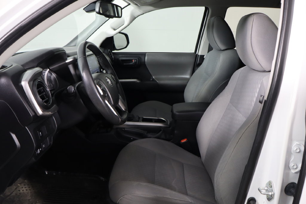Used 2023 Toyota Tacoma SR5 AWD/4WD image 14