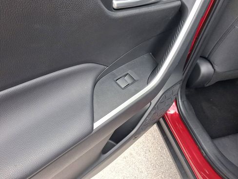 Used 2024 Toyota RAV4 XLE w/ Convenience Package image 12