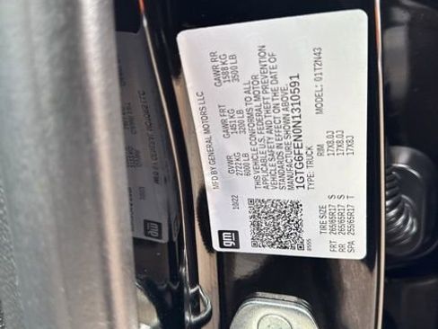 Used 2022 GMC Canyon AT4 image 31