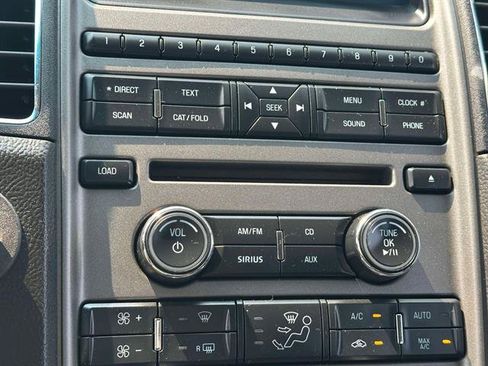 Used 2012 Ford Taurus SEL FWD image 18