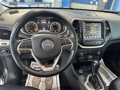 Used 2014 Jeep Cherokee Limited w/ Luxury Group image 24