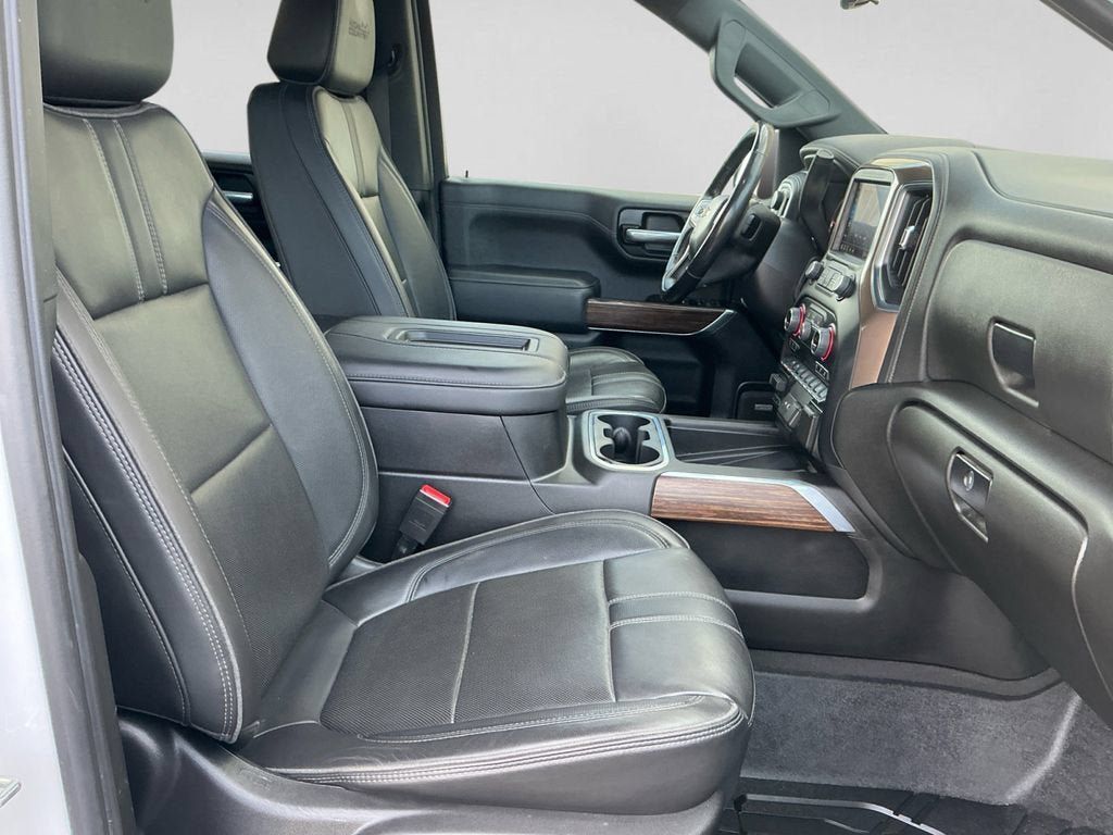 Used 2022 Chevrolet Silverado 1500 High Country w/ Technology Package AWD/4WD image 15