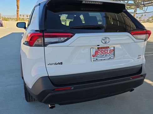 Used 2024 Toyota RAV4 LE image 32