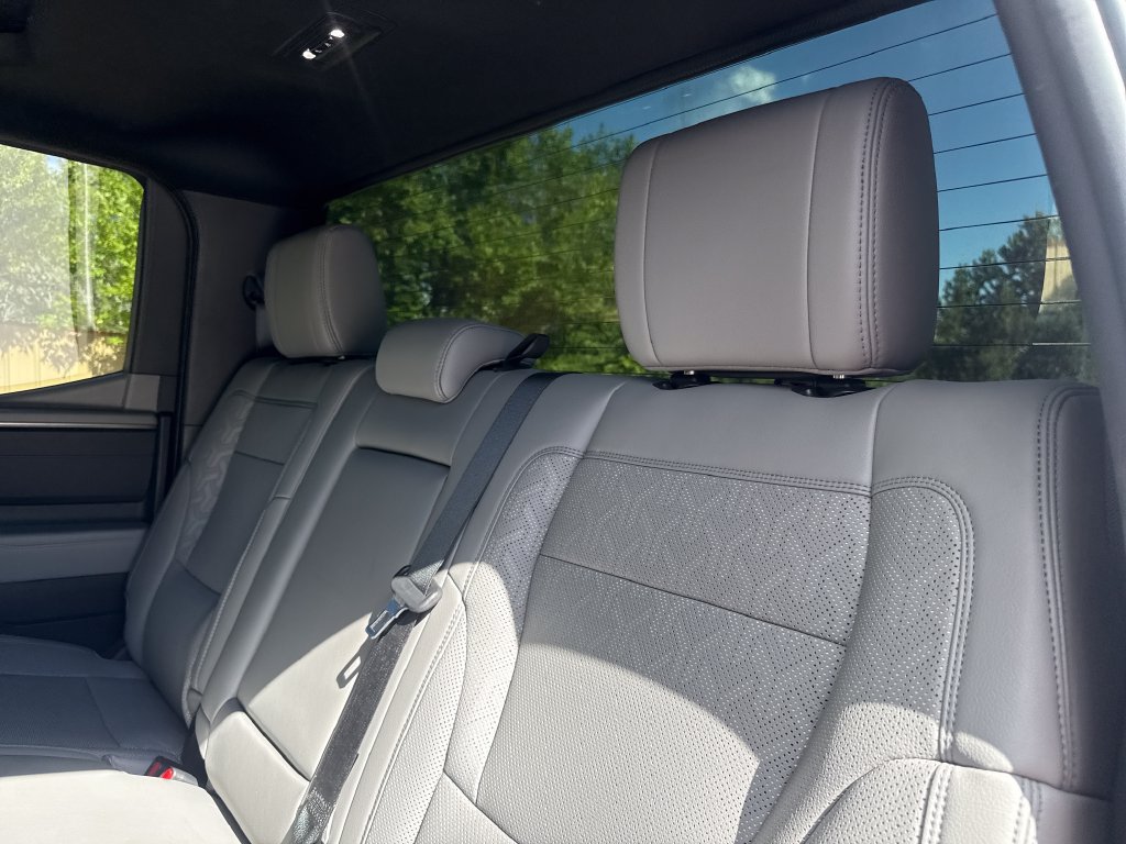 Used 2025 Toyota Tundra Limited AWD/4WD image 19