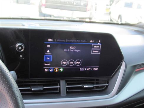 Certified 2024 Chevrolet Trax RS w/ Driver Confidence Package image 20