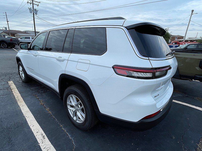 Used 2025 Jeep Grand Cherokee L Laredo AWD/4WD image 7