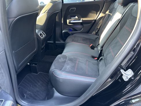 Certified 2025 Mercedes-Benz GLA 250 4MATIC image 39