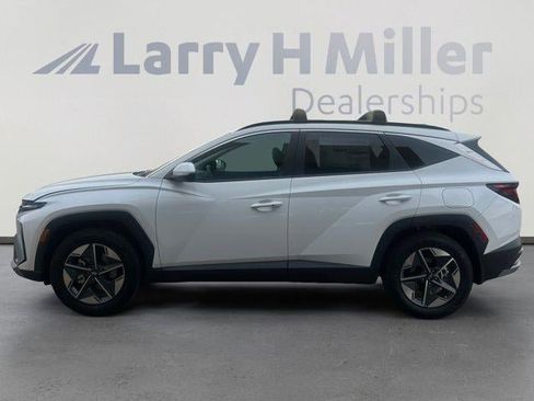 New 2026 Hyundai Tucson SEL FWD image 2