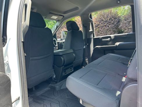Used 2022 Chevrolet Silverado 2500 LT AWD/4WD image 34
